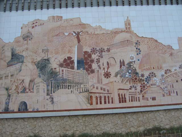 VOYAGE ORAN SEPTEMBRE 2006 204 14 sept. 06 - matin - MOSAIQUE A LA SORTIE D ORAN.JPG